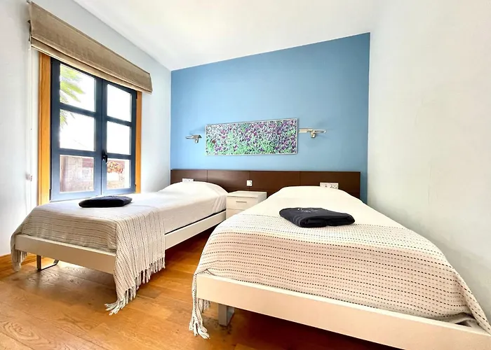 Sleeps 6 With Sauna 플라야블랑카