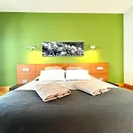 Sleeps 6 With Pool Private & Sauna 빌라 *