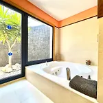 빌라 Sleeps 6 With Pool Private & Sauna 플라야블랑카