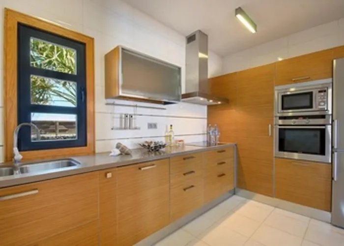 Willa Villa Sleeps 6 With Pool Private & Sauna Playa Blanca (Lanzarote)