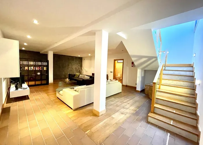 Villa Sleeps 6 With Pool Private & Sauna Willa *